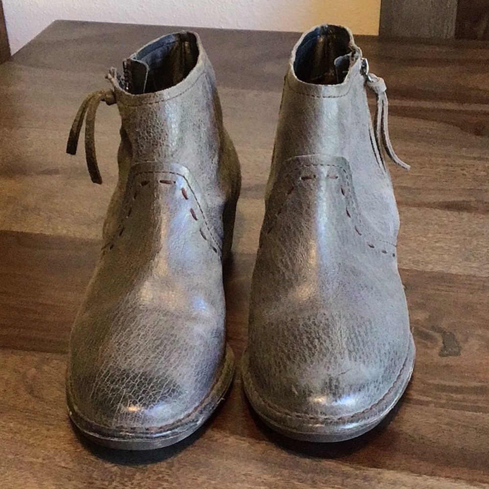 “Giani Bernini” Grey Leather Boots